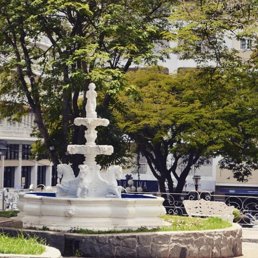 Pousada Renascença Serra Negra  Exterior foto